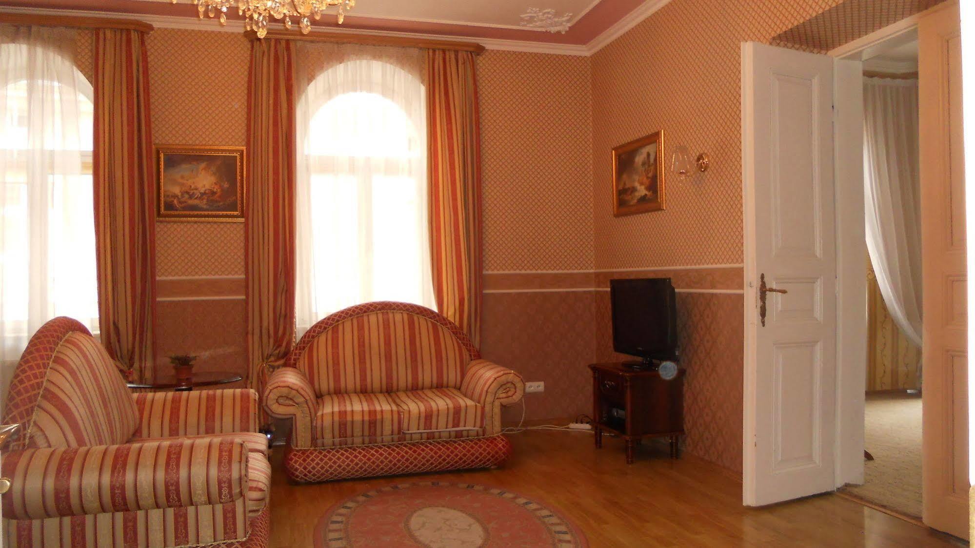 إلفيف Oid Town Apartments المظهر الخارجي الصورة